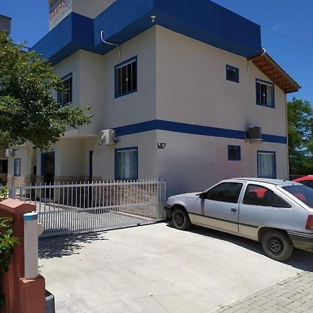 Residencial Caxias Apartment Bombinhas Exterior photo
